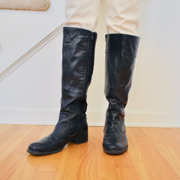 Black Leather Knee High Boots - Picture 2 of 10